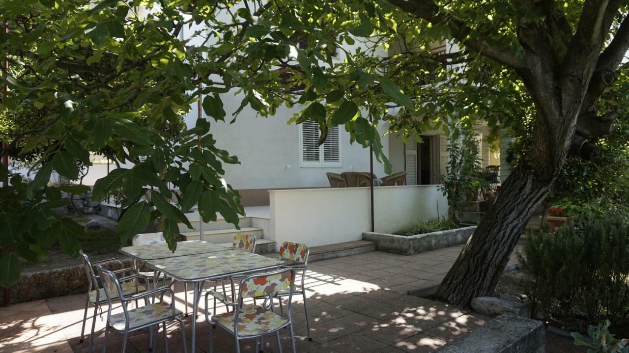 Apartment Krasna Baška Voda Eksteriør bilde